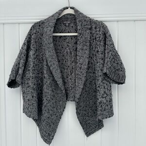 Roz & Ali Heather Gray & Black Unique Women's Knit Poncho